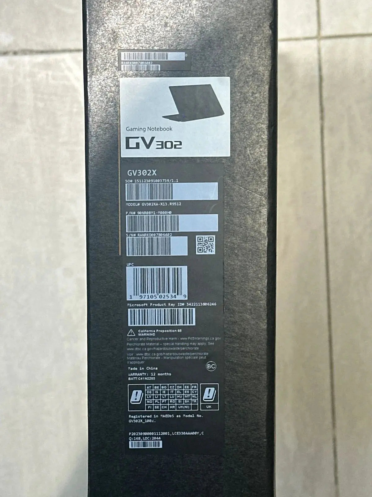 ASUS ROG Flow GV302XA-X13, AMD Ryzen 9 7940HS, RAM 16G, 512GB SSD, AMD Radeon Graphics, 13.4 WUXGA IPS 120Hz, Black  المتحدة للألكترونيات