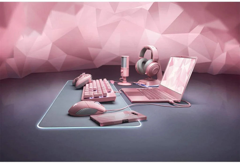 Razer Goliathus Chroma Extended – Soft Gaming Mouse Mat with Razer Chroma RGB, Mic